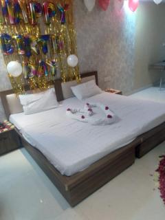 The Moody Moon Hotel - 2