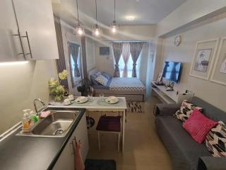 Avida Tower4L21 staycation rm1104 - Iloilo City - 0