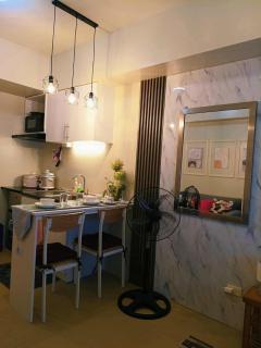 Avida Tower4L21 staycation rm1104 - Iloilo City - 4