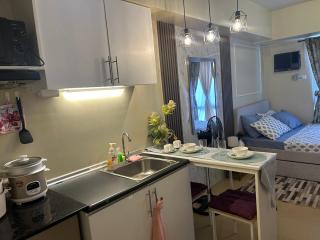 Avida Tower4L21 staycation rm1104 - Iloilo City - 5