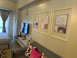 Avida Tower4L21 staycation rm1104 - Iloilo City - 9