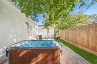 Getaway Nr Tsu, Midtown, Dt Hot Tub Game Room - 0