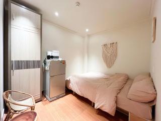 Paar Homestay 76 C18 Tân Bình - 4