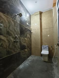 AH South 2BHK Retreat w Pool Access - 4