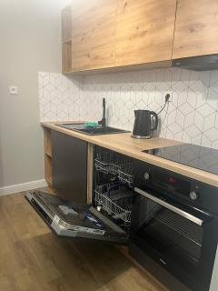 COZY WARSAW APARTMENT with GYM close to the Airport and City Centre - Warsaw - 4