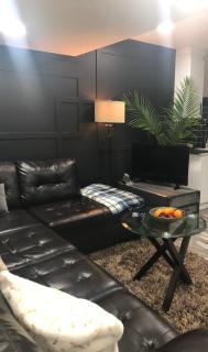 Cozy Haven! - Edmonton - 8