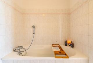 Jardin suspendu - 3 chambres - 2 salles de bain - Parking dans résidence privée - Charnay-lès-Mâcon - 9
