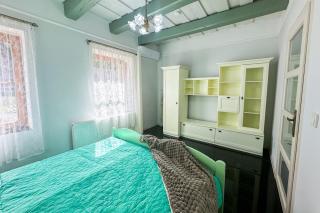 Nora Guest House 2BR & Garden - Happy Rentals - 4