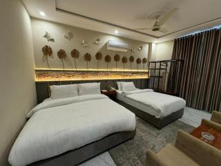 The Grand Vista - 9