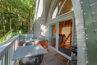 Onetangi Forest Chalet - - 9