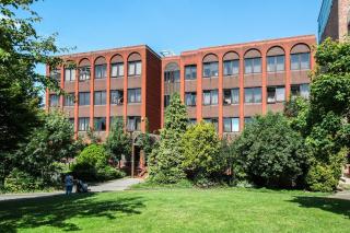 Newly Refurbished Entire One Bedroom Flat - Borehamwood - 4