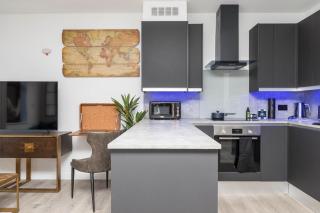 Sussex House Studio - Horsham - 5