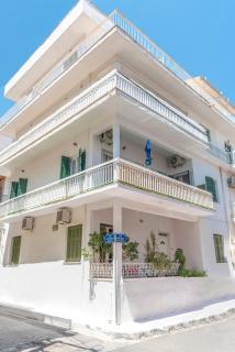 5 steps from the sea - 5