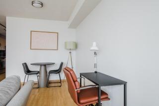 Blueground Lower Queen Anne rooftop nr Space Needle SEA-824 - 7