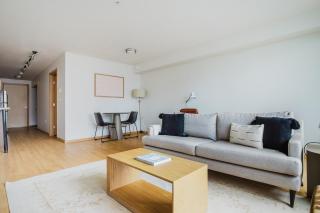 Blueground Lower Queen Anne rooftop nr Space Needle SEA-824 - 8