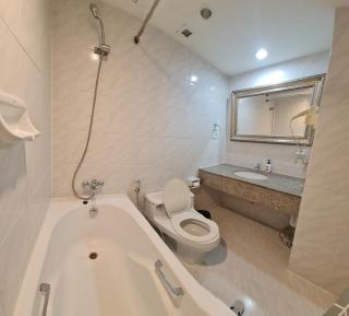 Cozy 1 bedroom 2 kingsize beds near Bts Nana - 8