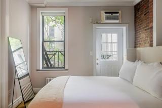 Blueground Nolita balcony nr Bowery NYC-1949 - 2