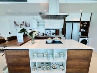 2BR 4Beds Luxury Condo Pool & Fitness - 2