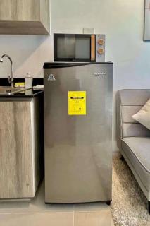 Stylish City Escape in Mandaluyong - Central Condo Living - Manila - 4