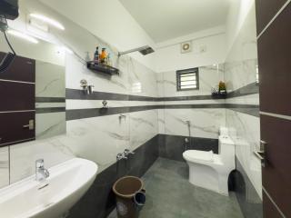 TREE 9 Lounge -Cochin Airport - 6