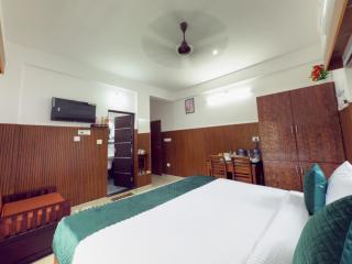 TREE 9 Lounge -Cochin Airport - 1