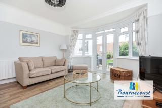 Bournecoast - Family home with garden, patio, summer house and parking - HB10659 - Bournemouth - 4