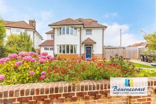 Bournecoast - Family home with garden, patio, summer house and parking - HB10659 - Bournemouth - 0