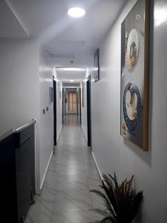 Grand Churchill Luxury Hotel - 7