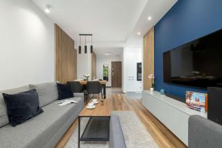 Cosy Apartment in Cracow with Parking, Desk and Balcony by Noclegi Renters - 5