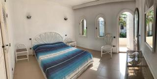 Dream Villa - Sea View, 4BR, Terrace & Garden - 8