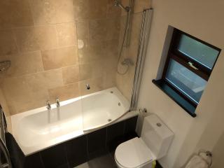Cosy South Gloucestershire Cabin Retreat - Yate - 7
