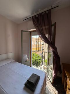 Hostal L'Escaleta - 1