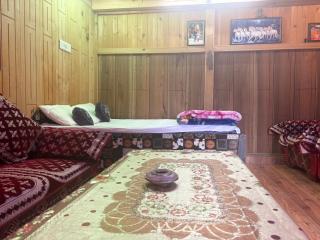 Viraaj Homestay - Madheso - 9
