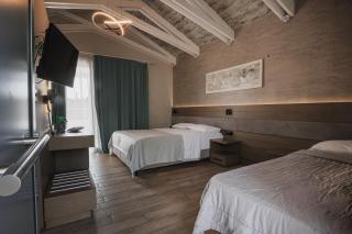 Hotel Golden Sun - 4