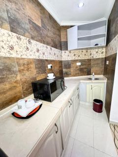 Lake 47 Suites Ltd - 7