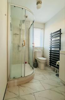Budget Friendly Homestay - Southampton - 5