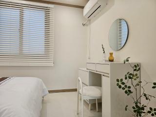 New Open 홍대 망원시장 한강 숙소, 최대6인, 최대9인가능, 호텔침구, 반려견동반, 무료짐보관, 세탁기건조기 - Séoul - 5