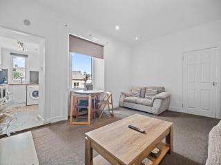 Ludgate 2 Bedroom Apartment - Alloa - 9
