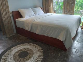 Obsidian Gym Retreat Rustic 2BR Villa with Pool - 5