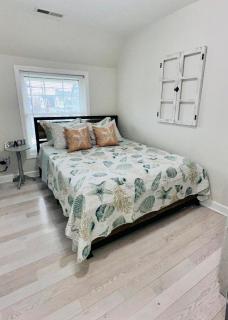 coastal and cozy beach stay, pet friendly - 6