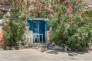 Syrios Suites No 1 - 9
