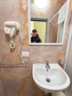 VALENTINO 48 napoli centro - 1