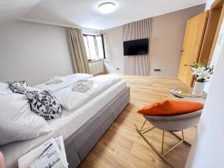 Alpin Apartments am Dorfbrunnen Family SUITE - Steinach am Brenner - 0
