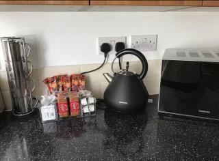 34 - Room 2 - Uplands - Swansea - 3
