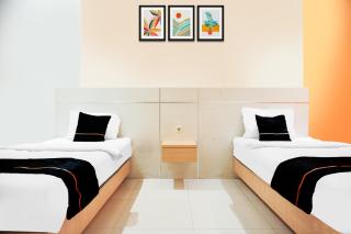 Townhouse Oak Palembang near Palembang Golf Club formerly KR Hotel - 1