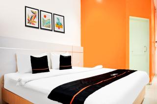 Townhouse Oak Palembang near Palembang Golf Club formerly KR Hotel - 4