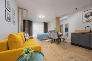 Komfortowe Rodzinne Studio Okrzei Warszawa by Noclegi Renters - Warsaw - 4