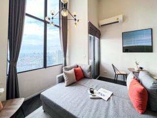 Elegant 1BR Condo - Ultra Fast WiFi - BTS On-Nut - 5