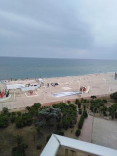 Maisonnette près de la plage et tout commerce - 9