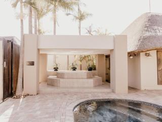 Decollage Estate - 2